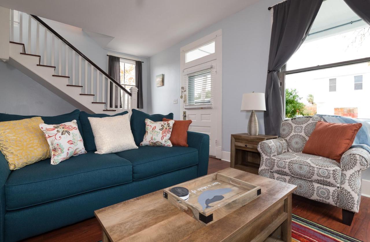 Beautiful Two-Story In Central Galveston, Short Walk To Beach, Near Downtown! | Seas The Breeze Villa Exterior photo